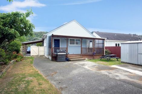 Photo of property in 14 Lockwood Crescent, Taita, Lower Hutt, 5011