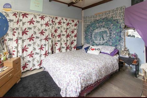 Photo of property in 33 Shakespeare Road, Bluff Hill, Napier, 4110