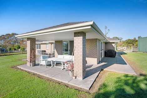 Photo of property in 13 Downer Access Road, Kaukapakapa, 0873