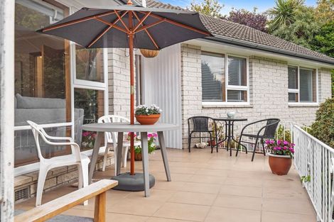 Photo of property in 12 Lomax Place, Islington, Christchurch, 8042