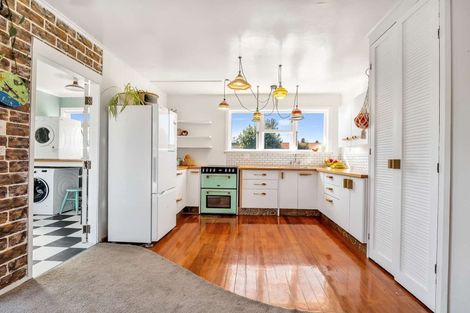 Photo of property in 15 Rimu Street, Edgecumbe, 3120