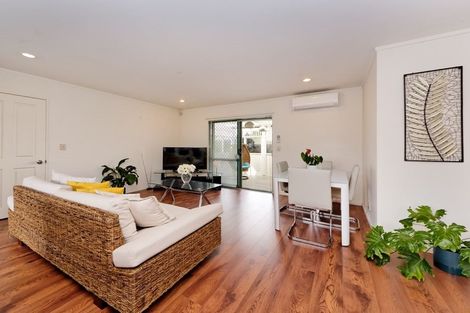 Photo of property in 20 Albizia Avenue, Henderson, Auckland, 0612