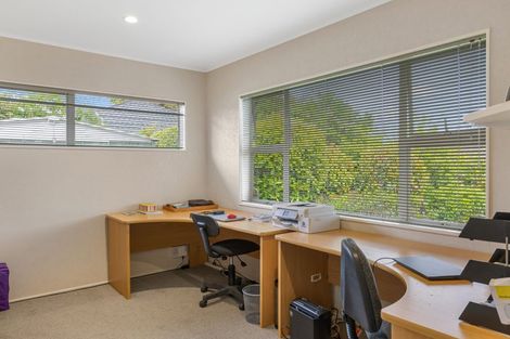 Photo of property in 6 Settlers Grove, Orewa, 0931