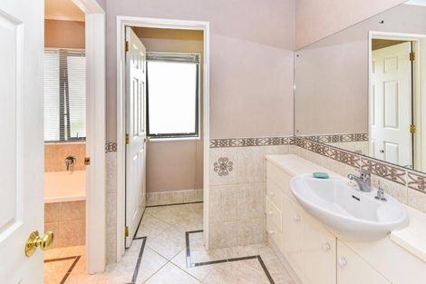 Photo of property in 7 Crannich Place, Wattle Downs, Auckland, 2103