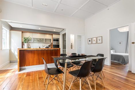 Photo of property in 3/6 Wairoa Road, Devonport, Auckland, 0624