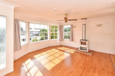 Photo of property in 34 Beeston Crescent, Manurewa, Auckland, 2102