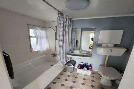 Photo of property in Melksham Towers, 604/131 Brougham Street, Mount Victoria, Wellington, 6011