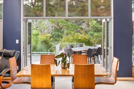 Photo of property in 84a Scott Road, Stanmore Bay, Whangaparaoa, 0932