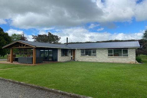 Photo of property in 1008 Cowper Road, Dannevirke, 4976