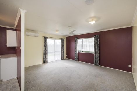 Photo of property in 62 Newton Place, Westbrook, Palmerston North, 4412