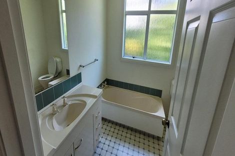 Photo of property in 64 Wills Road, West Plains, Invercargill, 9874