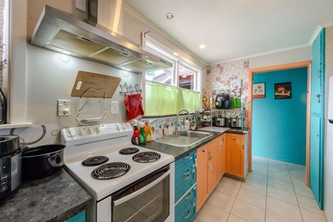 Photo of property in 13 Golding Road, Taradale, Napier, 4112