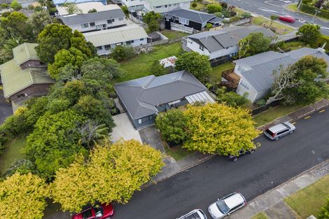 Photo of property in 1 Rakino Avenue, Manly, Whangaparaoa, 0930