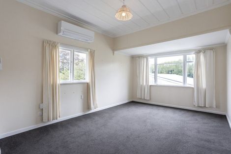 Photo of property in 160 Main South Road, Green Island, Dunedin, 9018