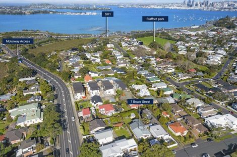 Photo of property in 7 Bruce Street, Northcote Point, Auckland, 0627