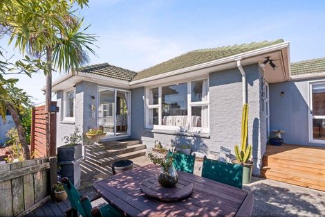 Photo of property in 25 Britannia Street, North New Brighton, Christchurch, 8083