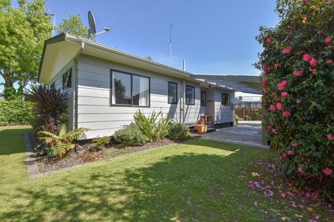 Photo of property in 9 Baillie Crescent, Carterton, 5713