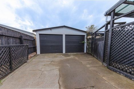 Photo of property in 18 Godwin Crescent, College Estate, Whanganui, 4500
