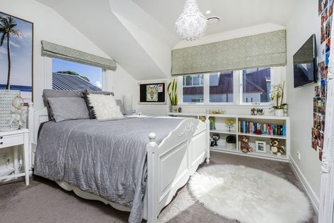 Photo of property in 103 The Esplanade, Manly, Whangaparaoa, 0930