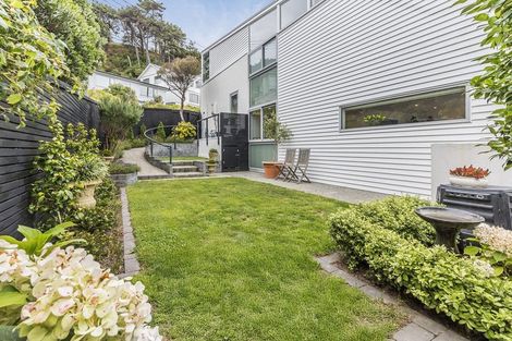 Photo of property in 32 Mantell Street, Seatoun, Wellington, 6022