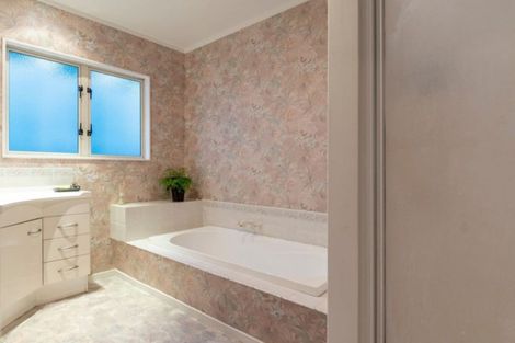 Photo of property in 16 Astor Place, Welcome Bay, Tauranga, 3112