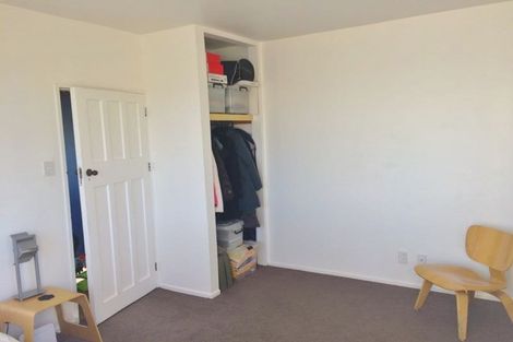 Photo of property in 35 Cornwall Road, Lyttelton, 8082