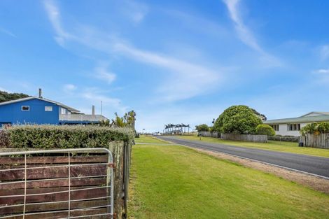 Photo of property in 10 Taupo Bay Road, Taupo Bay, Mangonui, 0494