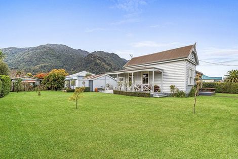 Photo of property in 14 Terminus Street, Te Aroha, 3320