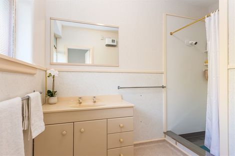 Photo of property in 34 Cannon Hill Crescent, Mount Pleasant, Christchurch, 8081