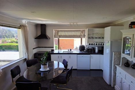 Photo of property in 37 Hocken Street, Kenmure, Dunedin, 9011