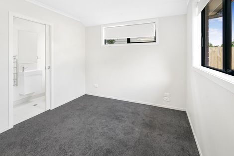 Photo of property in 1/11 Matthews Crescent, Melville, Hamilton, 3206