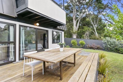 Photo of property in 3/6 Le Roy Terrace, Birkenhead, Auckland, 0626