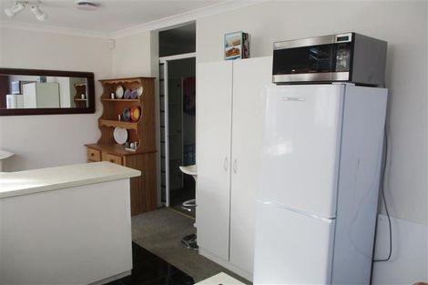 Photo of property in 302 Pages Road, Wainoni, Christchurch, 8061