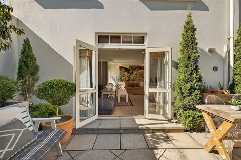 Photo of property in 41 Carlton Mill Road, Merivale, Christchurch, 8014