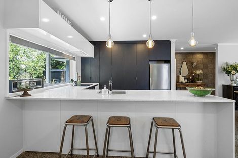 Photo of property in 83a Young Street, New Plymouth, 4310