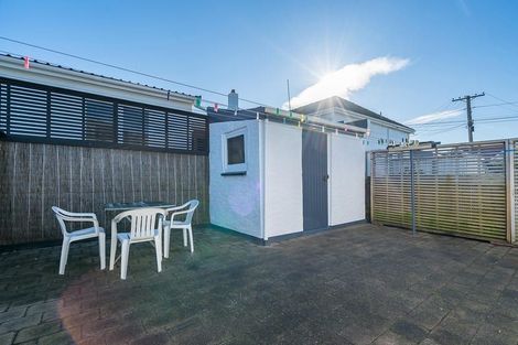 Photo of property in 18 Thorn Street, Caversham, Dunedin, 9012