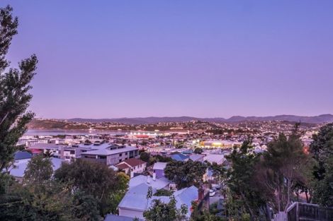 Photo of property in 73 Duncan Terrace, Kilbirnie, Wellington, 6022