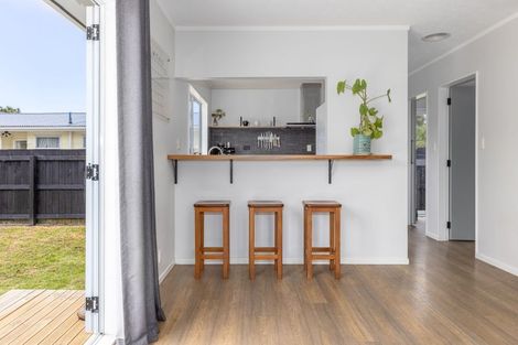 Photo of property in 11 Michael Road, Paraparaumu Beach, Paraparaumu, 5032