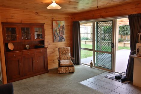 Photo of property in 2 Halyard Loop, Haruru, 0204