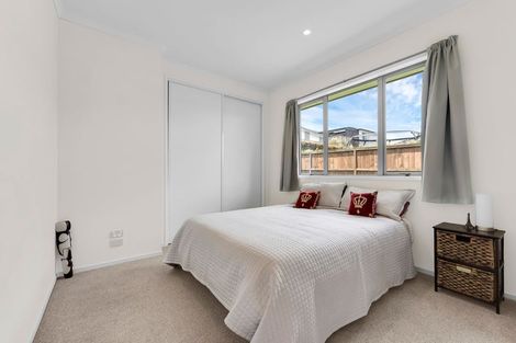 Photo of property in 36 Hillpark Drive, Pokeno, 2402