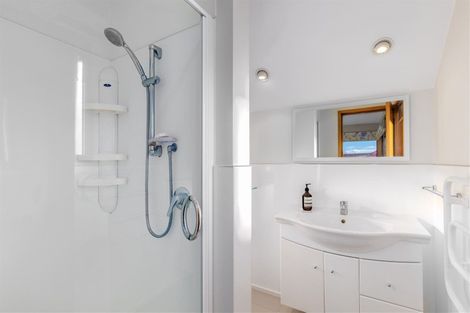 Photo of property in 5 Harrods Court, Ilam, Christchurch, 8053