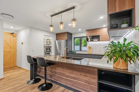 Photo of property in 14 Minsons Lane, Kennedys Bush, Christchurch, 8025