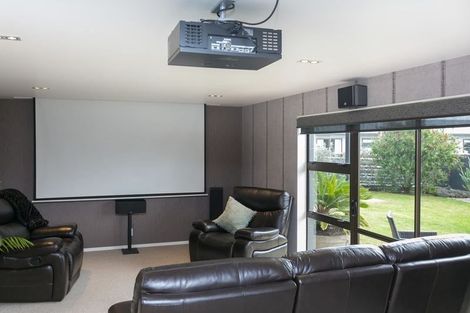 Photo of property in 22 Culzean Grove, Bell Block, New Plymouth, 4312