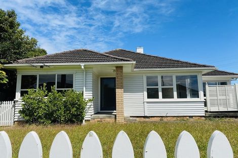 Photo of property in 10 Aurea Avenue, Pakuranga, Auckland, 2010