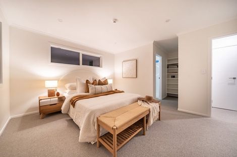 Photo of property in 70c Heretaunga Square, Silverstream, Upper Hutt, 5019