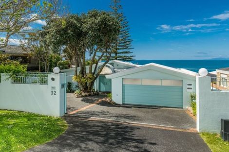 Photo of property in 32 Whitby Crescent, Mairangi Bay, Auckland, 0630