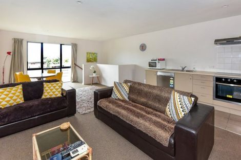 Photo of property in 3/75 Thackeray Place, Waltham, Christchurch, 8023