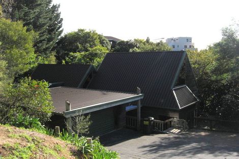 Photo of property in 27 Copperfield Terrace, Mellons Bay, Auckland, 2014