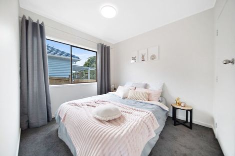 Photo of property in 1/10 Sunnyside Road, Sunnyvale, Auckland, 0612