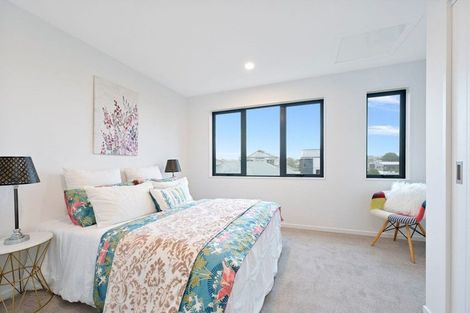 Photo of property in 5/11 Hereford Street, Te Atatu Peninsula, Auckland, 0610